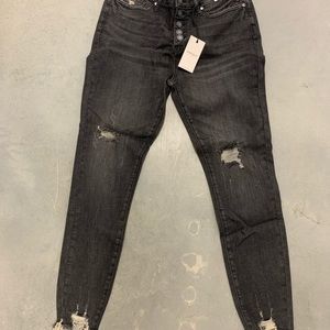 Judy Blue Jeans black skinny cut off new